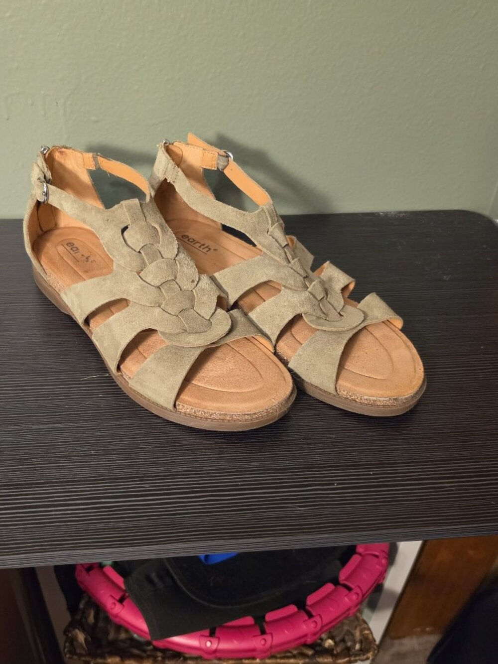 Earth Brand Leather Sandals (12)